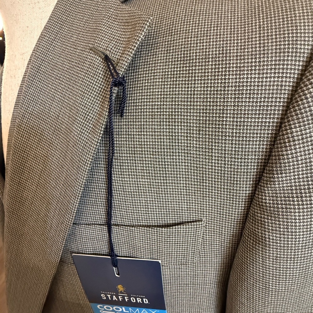 NWT Stafford Men's Brown & Tan 3-Piece Suit - Picture 3 of 13